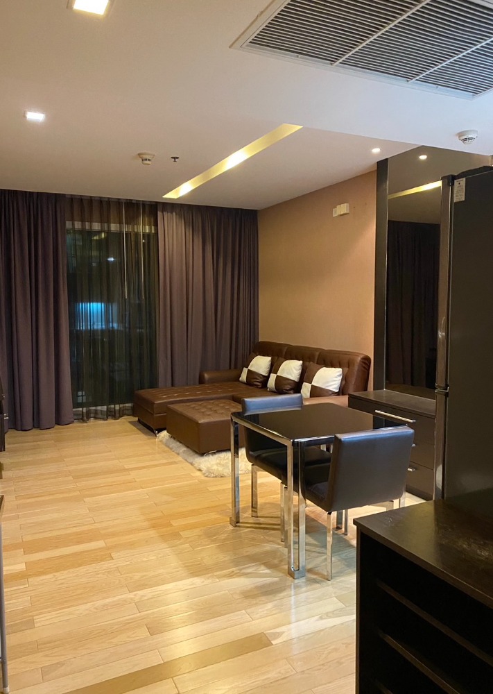 For SaleCondoSukhumvit, Asoke, Thonglor : 🌴For sale Siri @ Sukhumvit, size 52 sq m., 1 bedroom, beautifully decorated, interested in making an appointment to view the room, call 0993529495.