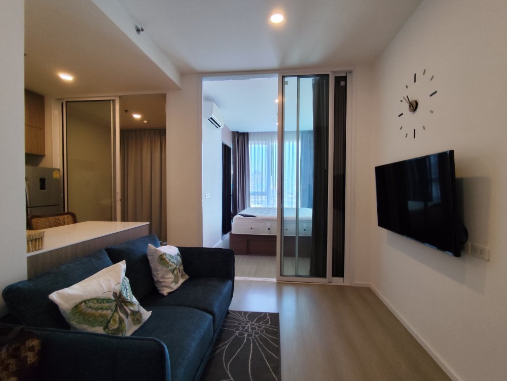 For RentCondoPinklao, Charansanitwong : *FOR RENT* De LAPIS Charan 81, near MRT Bang Phlat 30 m.