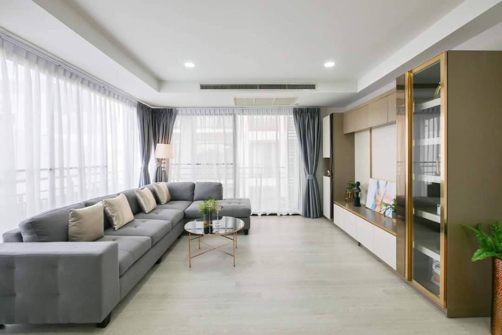 For SaleCondoRatchadapisek, Huaikwang, Suttisan : Amanta Ratchada 2 bed Corner Unit for Sale