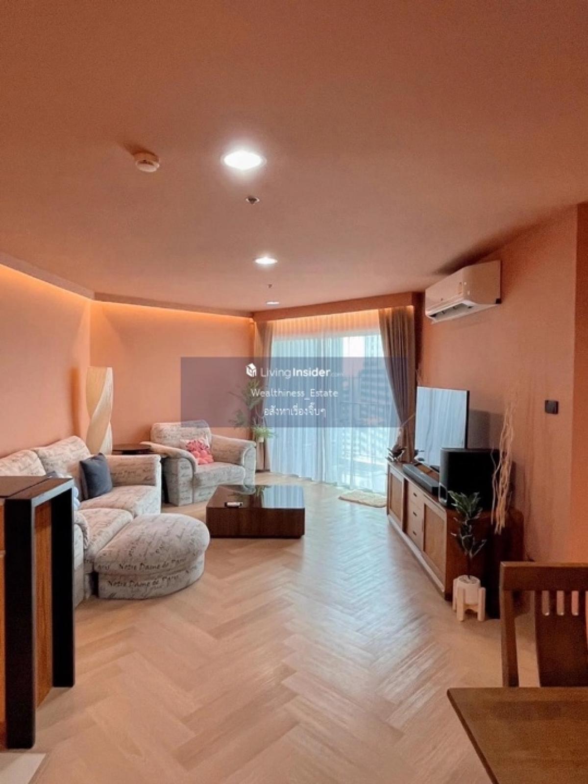 For SaleCondoRama9, Petchburi, RCA : For sale: Balle Grand Rama 9, size 68 sq m, 2 bedrooms, 1 bathroom, near the mall, price 9.8 mb. Interested, make an appointment to view: 0808144488