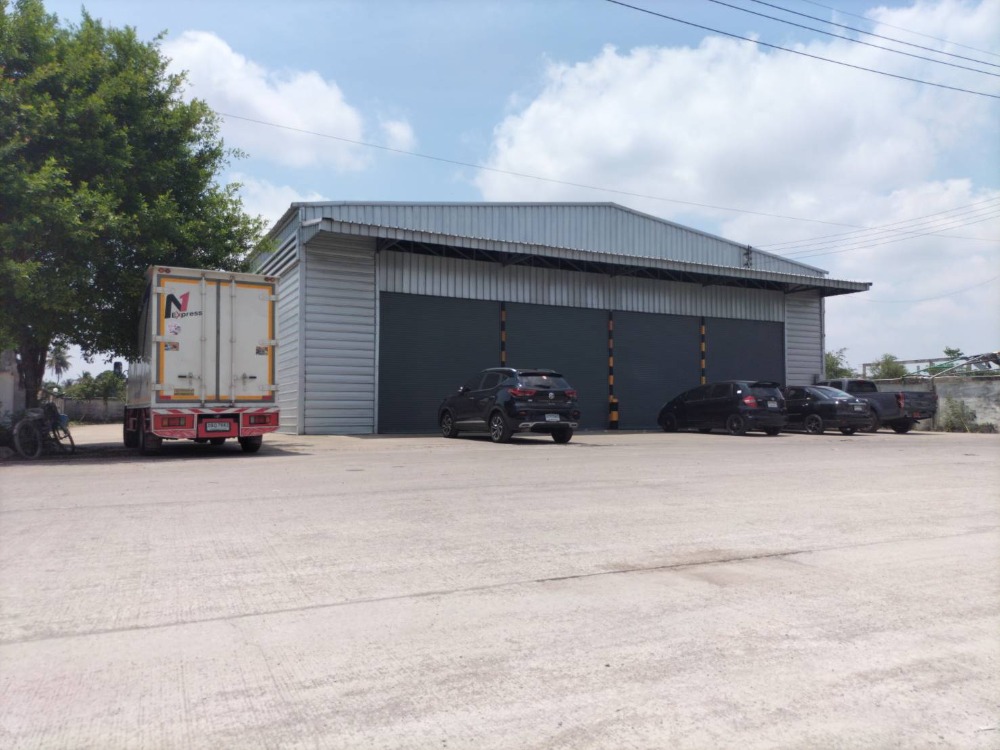 For RentWarehouseEakachai, Bang Bon : Warehouse for rent, 400 sq m., Ekamai 94, Bang Bon 3, Rama 2, large vehicles can pass through easily, 3-phase electricity