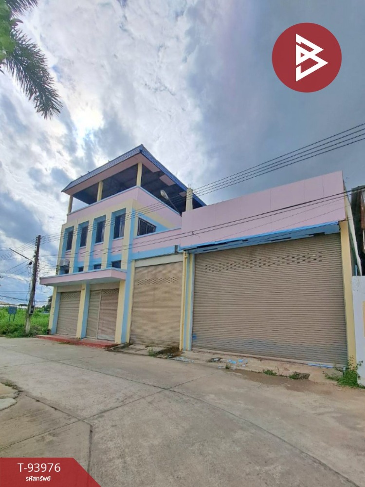 For SaleShophouseSing Buri : Commercial building for sale with warehouse, area 68 sq m, Bang Man, Singburi