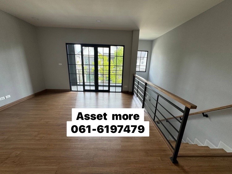 For SaleHouseBangna, Bearing, Lasalle : Single house for sale, Centro Bangna project, Km.7, 2-storey single house, size 71 sq m, usable area 303 sq m, new house near Mega Bangna shopping mall, Bangkaew Subdistrict, Bang Phli District, Samut Prakan 10540