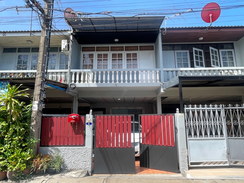 For SaleTownhouseBang Sue, Wong Sawang, Tao Pun : Townhouse near the public electric train, Tiwanon Soi 1, beautiful, ready to move in, price 3.5 million baht