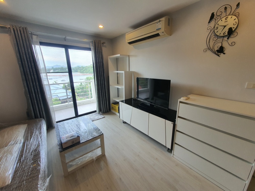 For SaleCondoSriracha Laem Chabang Ban Bueng : Seaside Condo at an Affordable Price! For Sale: Golden Coast Sriracha Phase 2 Large Room - 52 sqm - Near Central Sriracha (Only 3 minutes away)