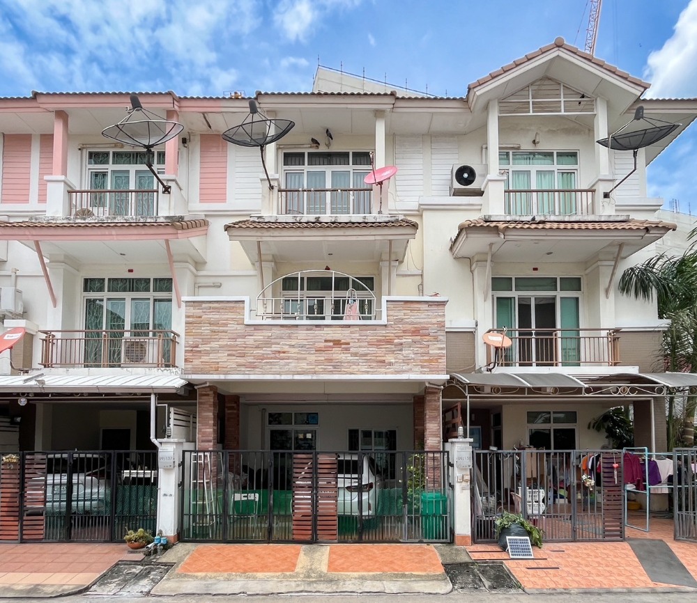 For SaleTownhouseRama3 (Riverside),Satupadit : The best value townhome on Rama 3 ✨ Arunpat Rama 3 - Sathupradit / 3 bedrooms (SALE), Arunpat Rama 3 - Sathupradit / 3 Bedrooms Plus (SALE) NUT1078