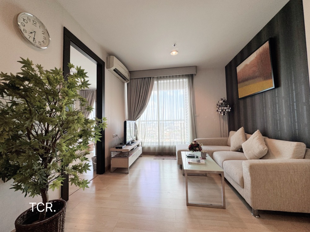 For SaleCondoRatchadapisek, Huaikwang, Suttisan : Condo for sale, ready to move in, Rhythm Ratchada, beautiful room, cheap price, 1 bedroom, 1 bathroom, size 47 sq m., near MRT Ratchada