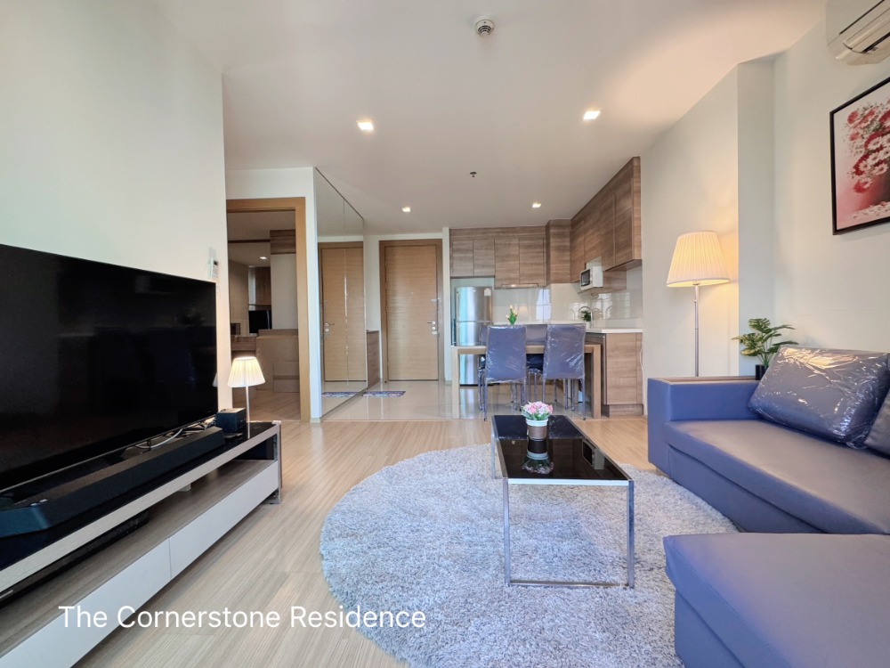 For RentCondoRatchadapisek, Huaikwang, Suttisan : Condo for rent Rhythm Ratchada-Huaikhwang, beautiful room, cheap price, 1 bedroom, 1 bathroom, size 46 sq m., MRT Huai Khwang