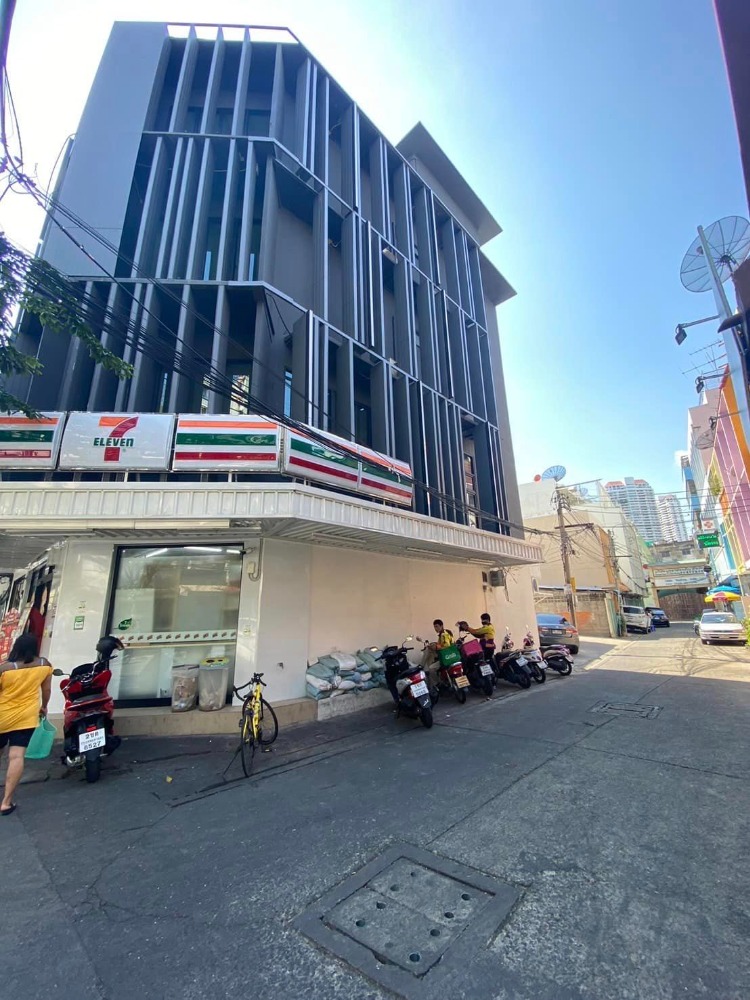 เซ้งขายเซ้งกิจการ (โรงแรม หอพัก อพาร์ตเมนต์)สาทร นราธิวาส : Hostel Charoenkrung Leasehold contract for lease 570sqm 8MB plus 50,000 per month