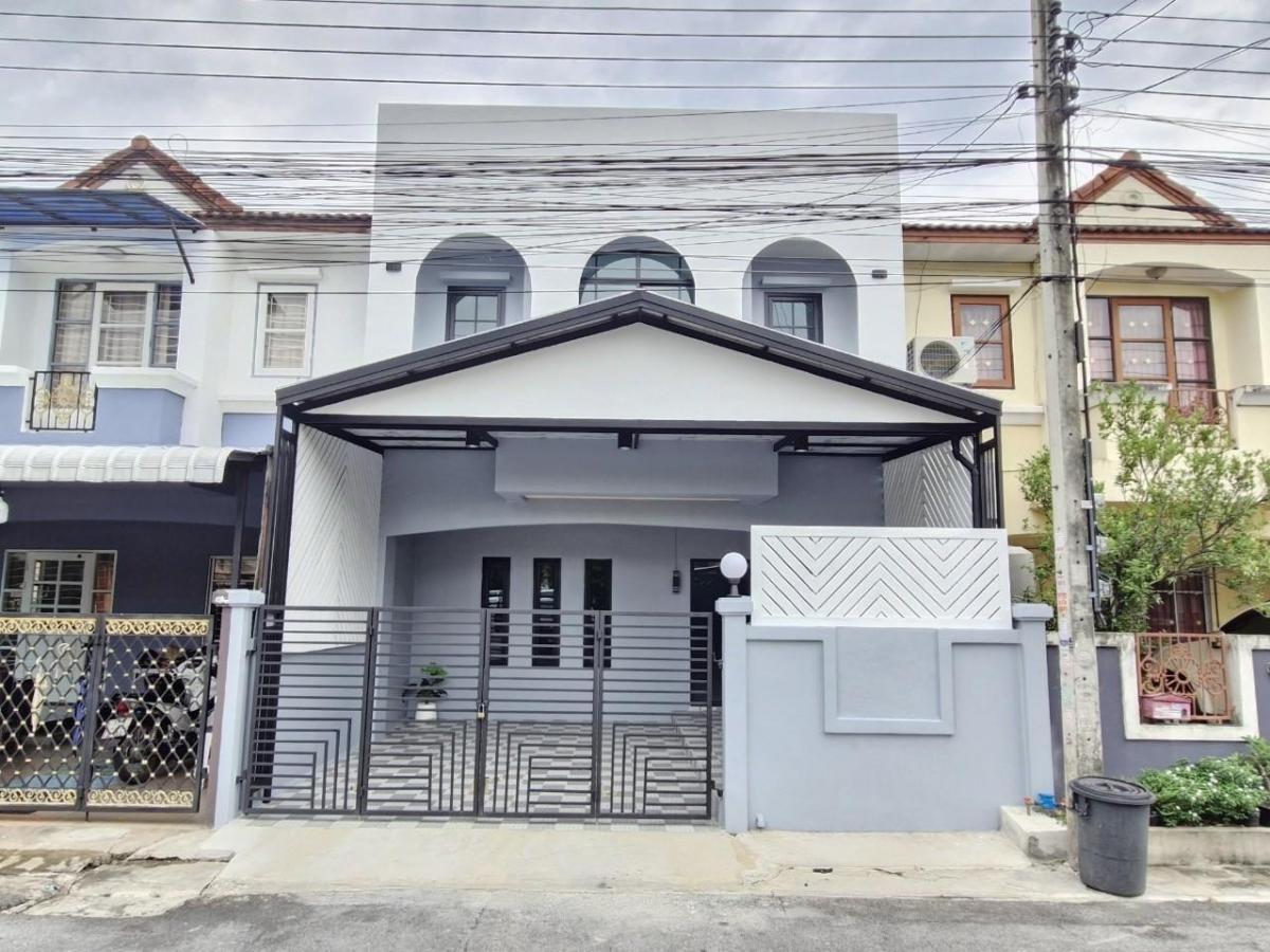 For SaleTownhouseNawamin, Ramindra : For sale: 2-storey townhouse, KC Village 6, KC Ramintra 6, Soi Phraya Suren 45, Reno, ready to move in, Ramintra 109, Khlong Song Road, Khubon, near Safari World, near The Jazz, near Fashion Island, near Pink Line BTS, Bang Chan, Khlong Sam Wa