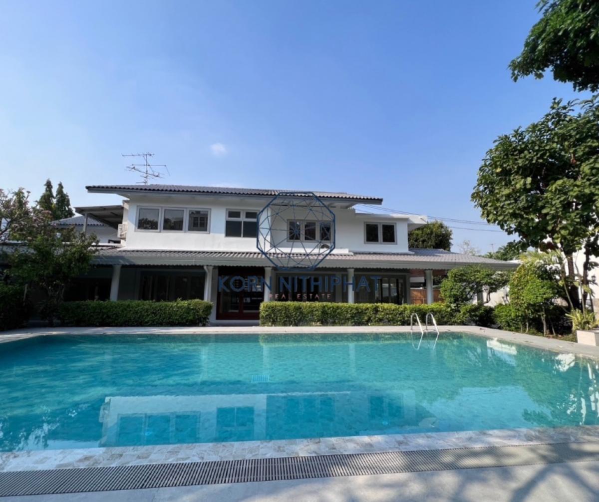 ให้เช่าบ้านสุขุมวิท อโศก ทองหล่อ : For Rent Private Residence By Villa Ekamai, Sukhumvit 63 Bangkok, Thailand. Nearby International School, Community Mall, Gym and Transportation