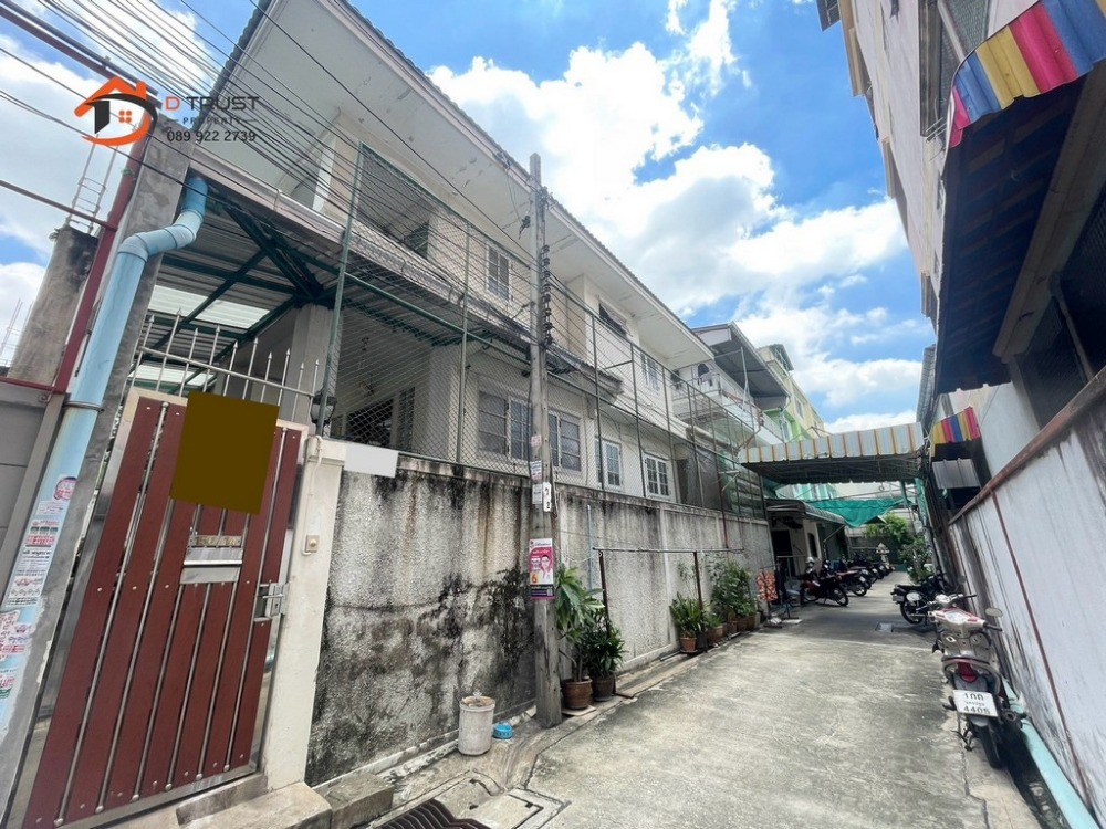 For SaleHouseSathorn, Narathiwat : For sale: 2-storey detached house, Nonthri 14, Soi 9, Chong Nonthri Subdistrict, Yan Nawa District, exit to Rama 3, Sathu Pradit, Yan Nawa, convenient.