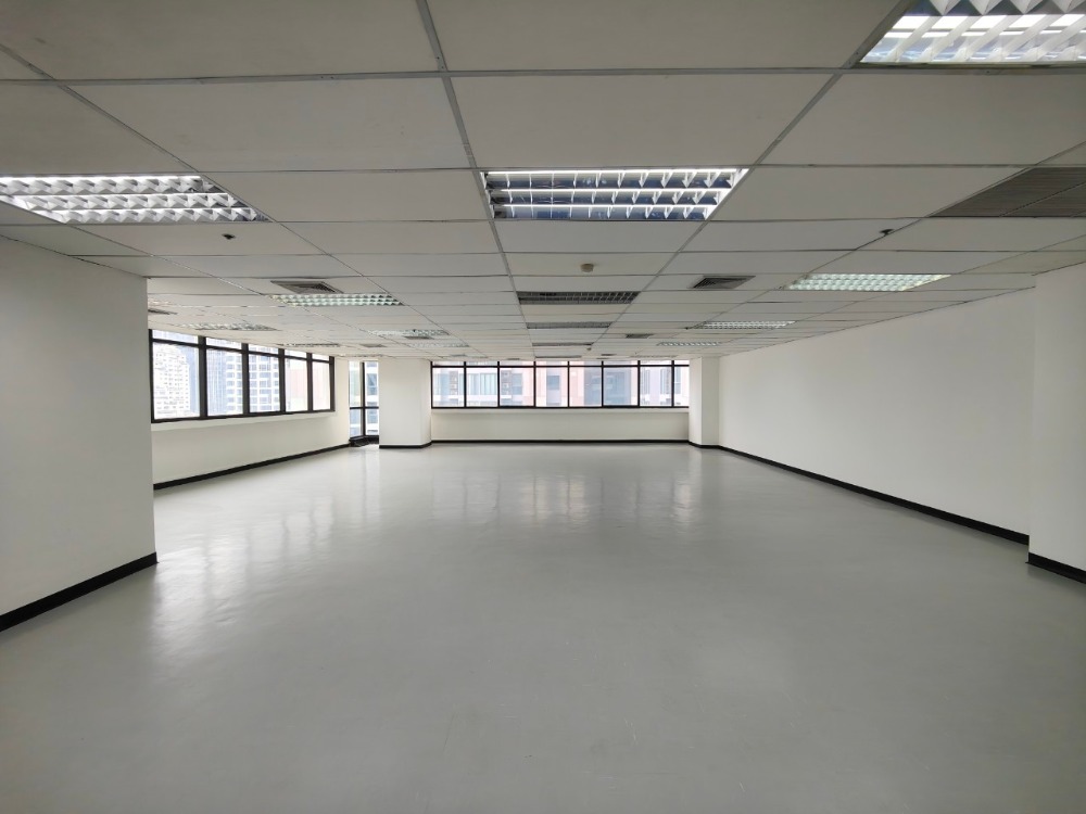 For SaleOfficeRatchathewi,Phayathai : Office for sale at Phayathai Plaza near BTS Phaya Thai with good price