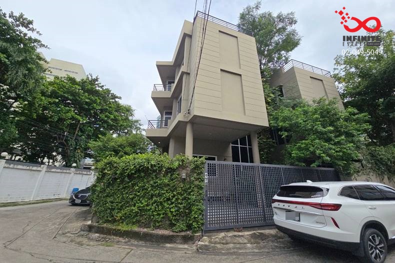 For SaleHouseSapankwai,Jatujak : For sale: 3 and a half storey detached house, corner unit, 51 square wah, Soi Vibhavadi Rangsit 5, Intersection 6, Vibhavadi Rangsit Road