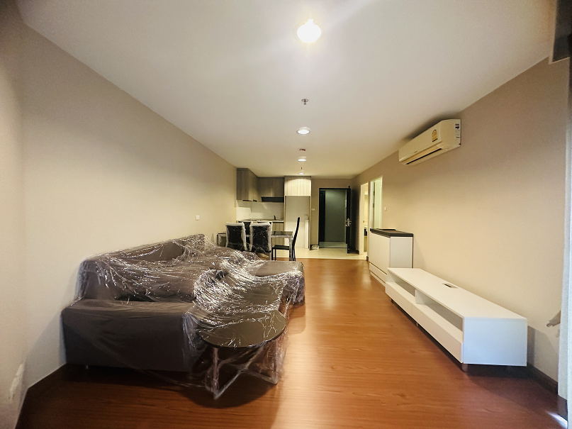 ขายคอนโดพระราม 9 เพชรบุรีตัดใหม่ RCA : Hot Deal Only 5.99 MB. Within Sep, 2023. Sale 1 Bed 1 Bath 48.76  Sqm. Next to MRT Rama 9 with New Room