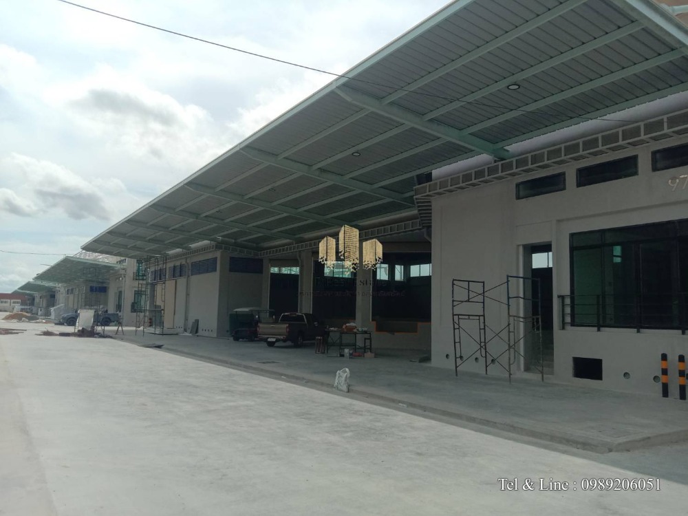 For RentWarehouseSamut Prakan,Samrong : Warehouse/office for rent, Tamru - Bang Phli, Phraeksa Subdistrict, Bang Phli District, Samut Prakan, area 1,409-2,419 sq m.