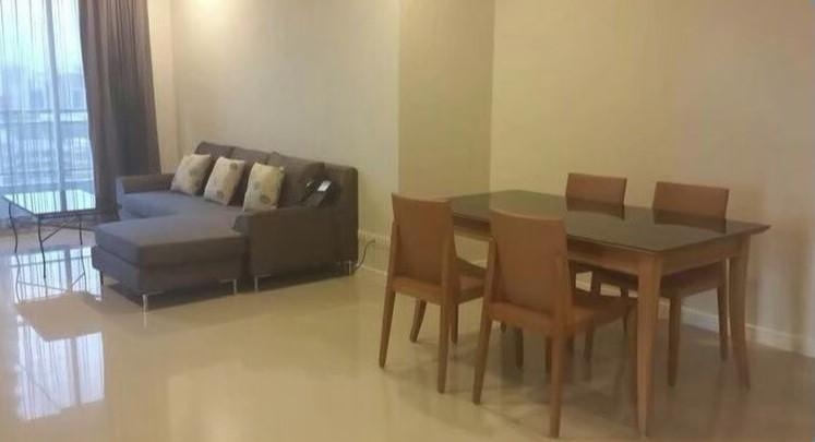 For RentCondoRama9, Petchburi, RCA : Circle Condominium Luxury Room for Rent