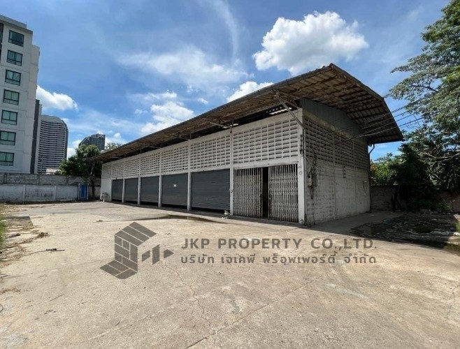 For RentWarehouseBangna, Bearing, Lasalle : Warehouse for rent 300 sq.m. Bangna, Bangna, Bangkok (Ad number: JKP91)