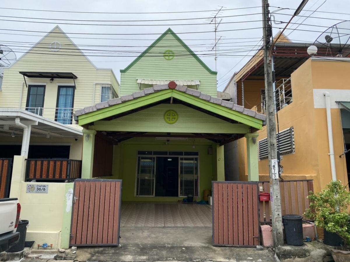 For SaleHouseBang kae, Phetkasem : Urgent sale! Baan Monthon 2, Soi Petchkasem 68, Intersection 25 #Single house near MRT Bang Khae #Ready-to-move-in house in Bang Khae