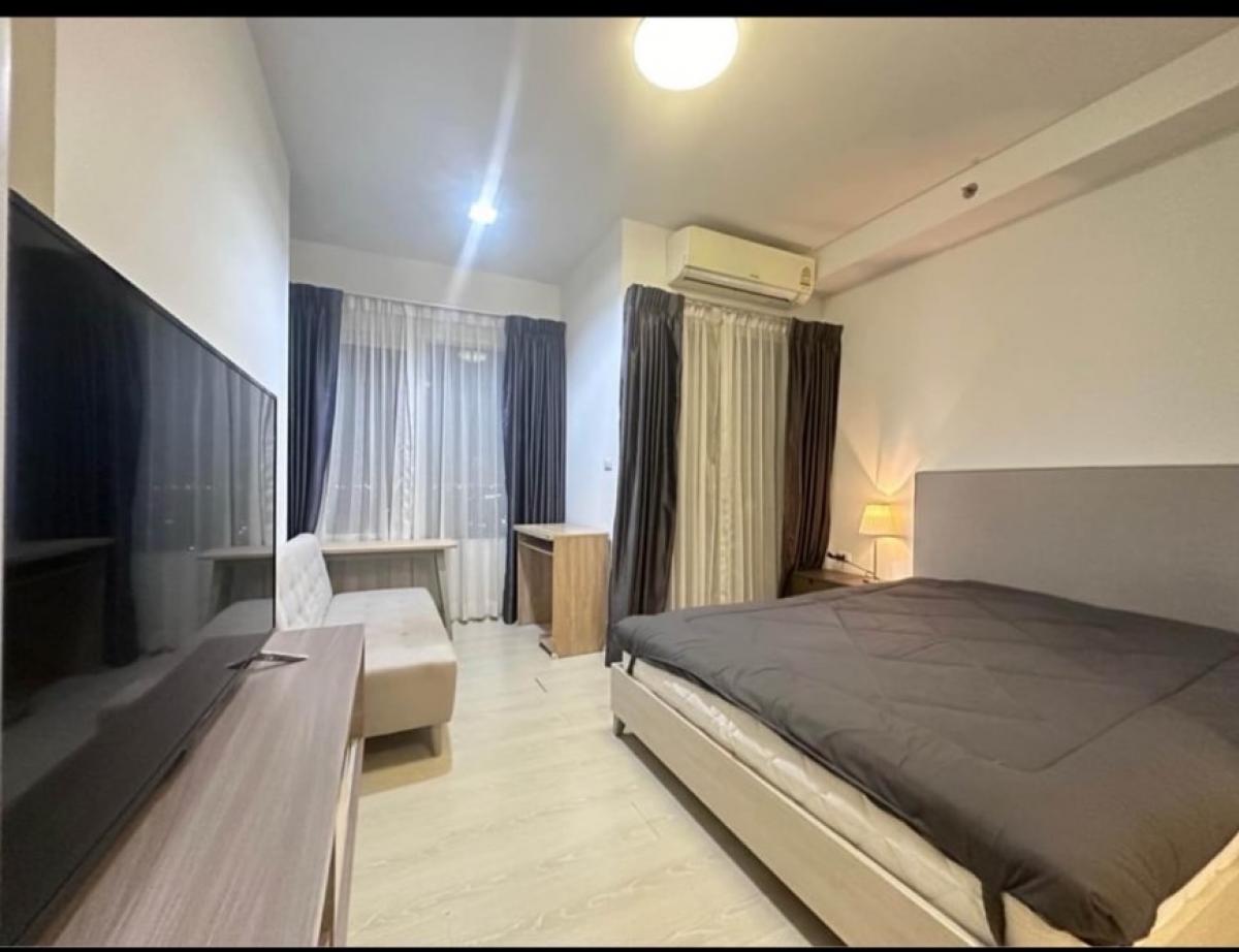 For SaleCondoRatchadapisek, Huaikwang, Suttisan : For sale: Studio room, 23 sq m, Building H, 17th floor, price 2,599, rental contract 11,500 baht. Interested in investing? Inquire at 0808144488.