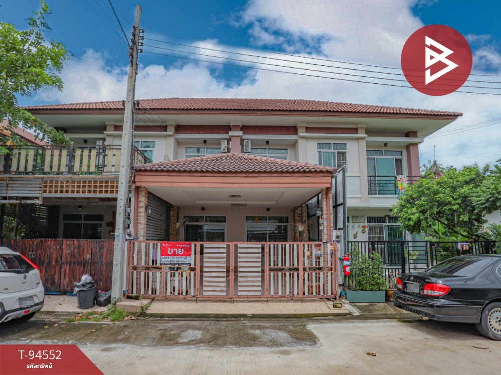 For SaleTownhouseSamut Prakan,Samrong : Townhouse for sale, Traphrungreung City Village, Samut Prakan, ready to move in