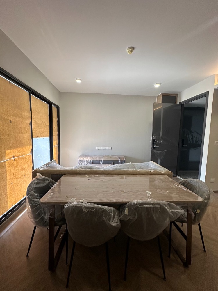 For SaleCondoSiam Paragon ,Chulalongkorn,Samyan : For sale!! Condo Chapter Chula - Samyan, new room, cheap price, worth living and investing, located in the city center, see Bangkok view, near leading shopping centers