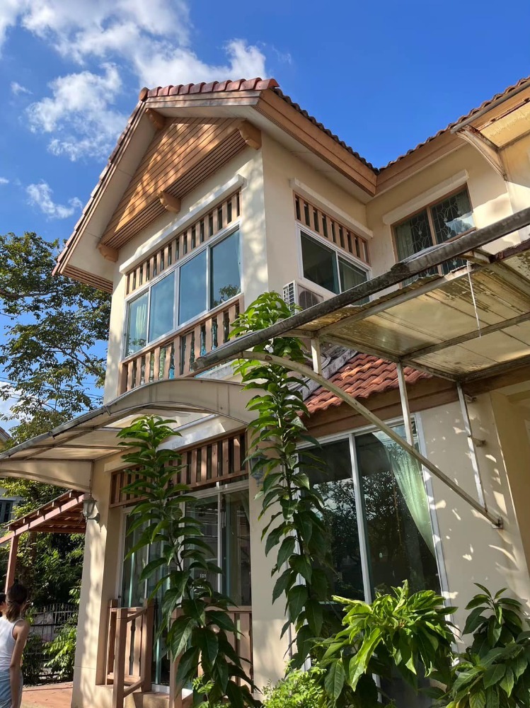 For SaleHouseRathburana, Suksawat : 789/65 Corner house for sale, Wararom Village, Pracha Uthit 98 / 5 bedrooms, 89 square wah