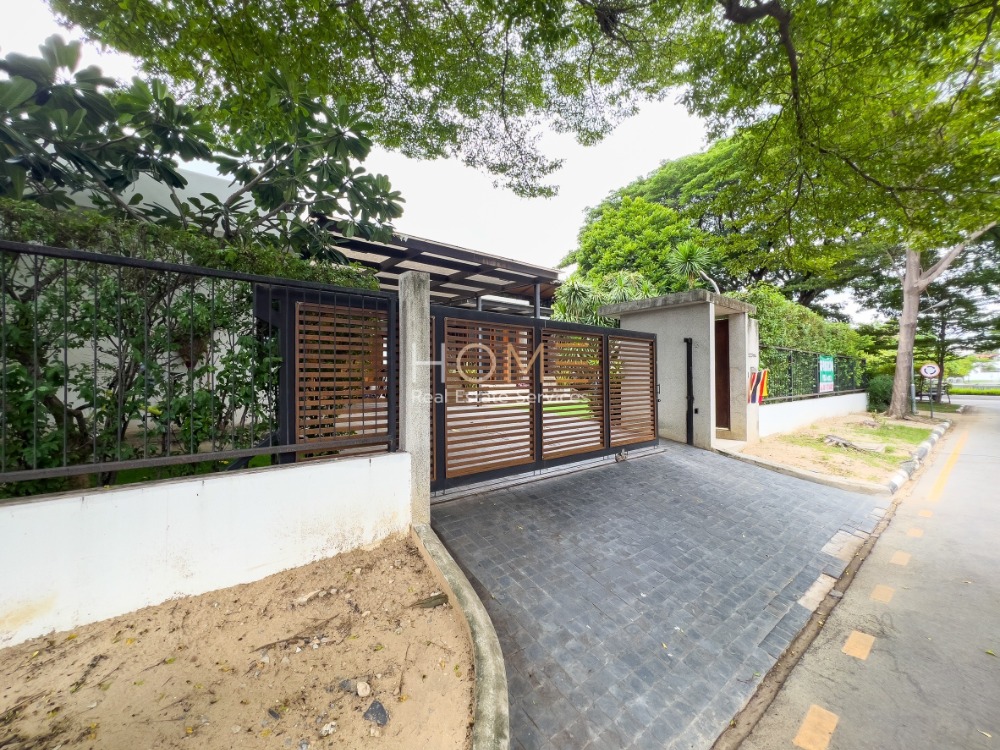 For SaleHouseVipawadee, Don Mueang, Lak Si : Beverly Hills Chaengwattana / 4 Bedrooms (SALE), Beverly Hills Chaengwattana / 4 Bedrooms (SALE) GAMET517