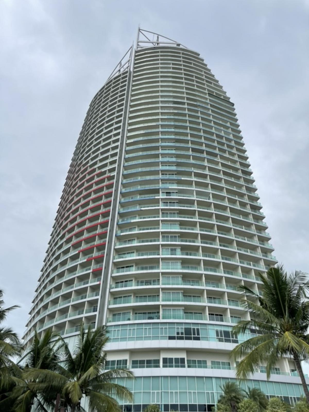 ขายคอนโดพัทยา บางแสน ชลบุรี สัตหีบ : **White Sand Beach Residential Condo for Sale/Rent in Pattaya**