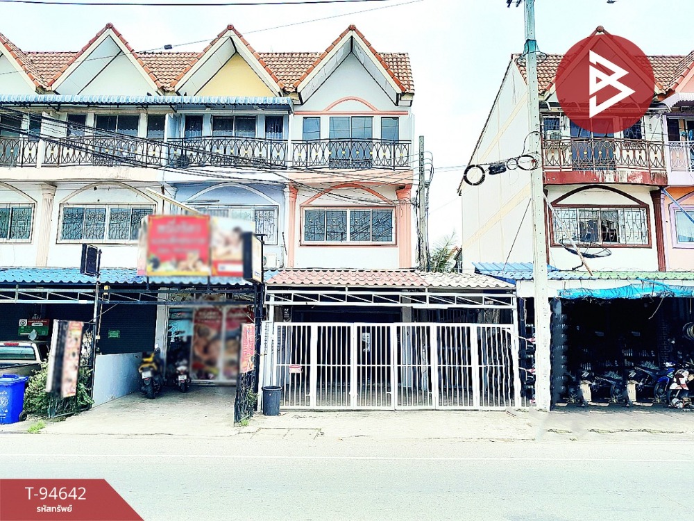 For SaleShophouseSamut Prakan,Samrong : Commercial building for sale, 3 floors, area 21 square wah, Phraeksa Mai, Samut Prakan