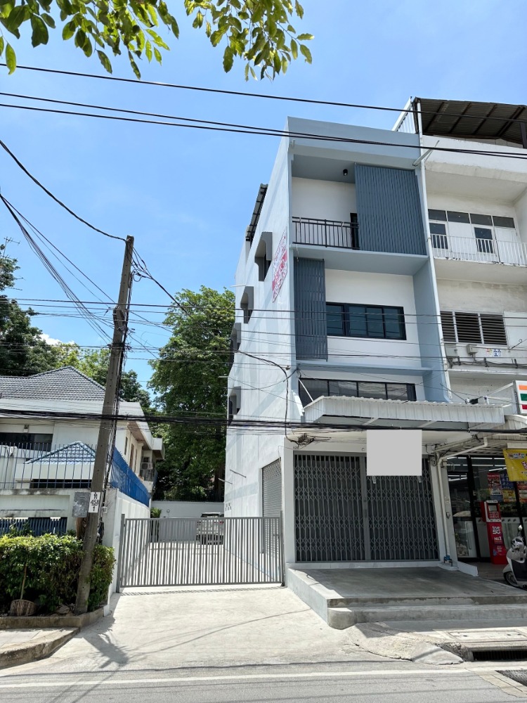 For SaleHome OfficeBang kae, Phetkasem : #E1245757 ✅ 10/9/67 Selling a commercial building / home office, 3 and a half floors + rooftop on Thet Thai Road 📲📢 Inquire ld line @condoboy