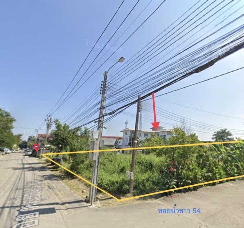 For SaleLandMin Buri, Romklao : Beautiful land plot for sale, 2-1-54 rai, near the electric train, Soi Ramkhamhaeng 174, Buakhao Village, width approximately 30*128 meters, connected to the road on 4 sides, 1.3 km from the electric train line (orange line)