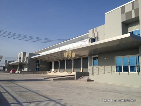 For RentWarehouseSamut Prakan,Samrong : Warehouse/office for rent, Bangna-Trad, Km. 30, Ban Rakat Subdistrict, Bang Bo District, Samut Prakan, area 2,495-4,990 sq m.