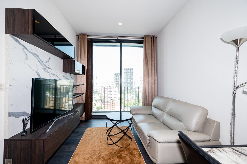 ให้เช่าคอนโดสุขุมวิท อโศก ทองหล่อ : Edge Sukhumvit 23 for Rent 45,000 Baht