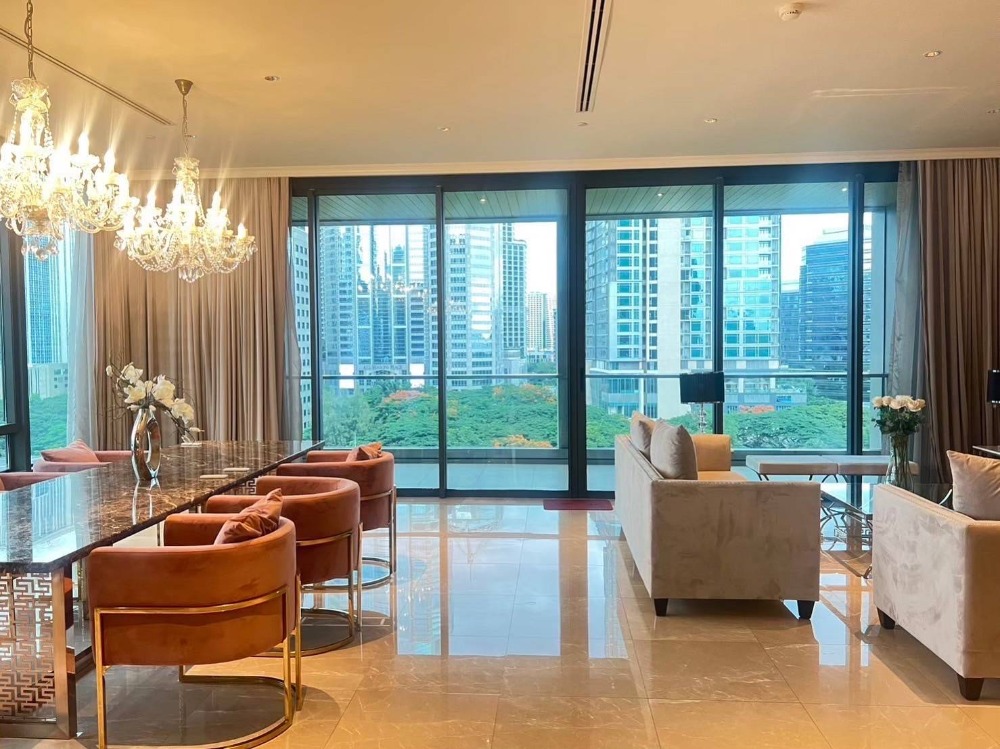 For RentCondoWitthayu, Chidlom, Langsuan, Ploenchit : ● Rare unit ● 05++ floor 223.00 sq.m. | 2 bedrooms, Fully Furnished | Condo Near Lumpini Park 2 mins, CentralWorld 4 mins, Central Embassy 4 mins