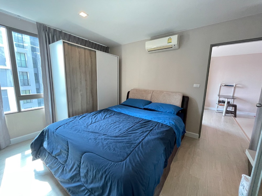 For RentCondoRatchadapisek, Huaikwang, Suttisan : Metro Luxe Ratchada, beautiful corner room, near MRT Suthisan, fully furnished, please inquire.