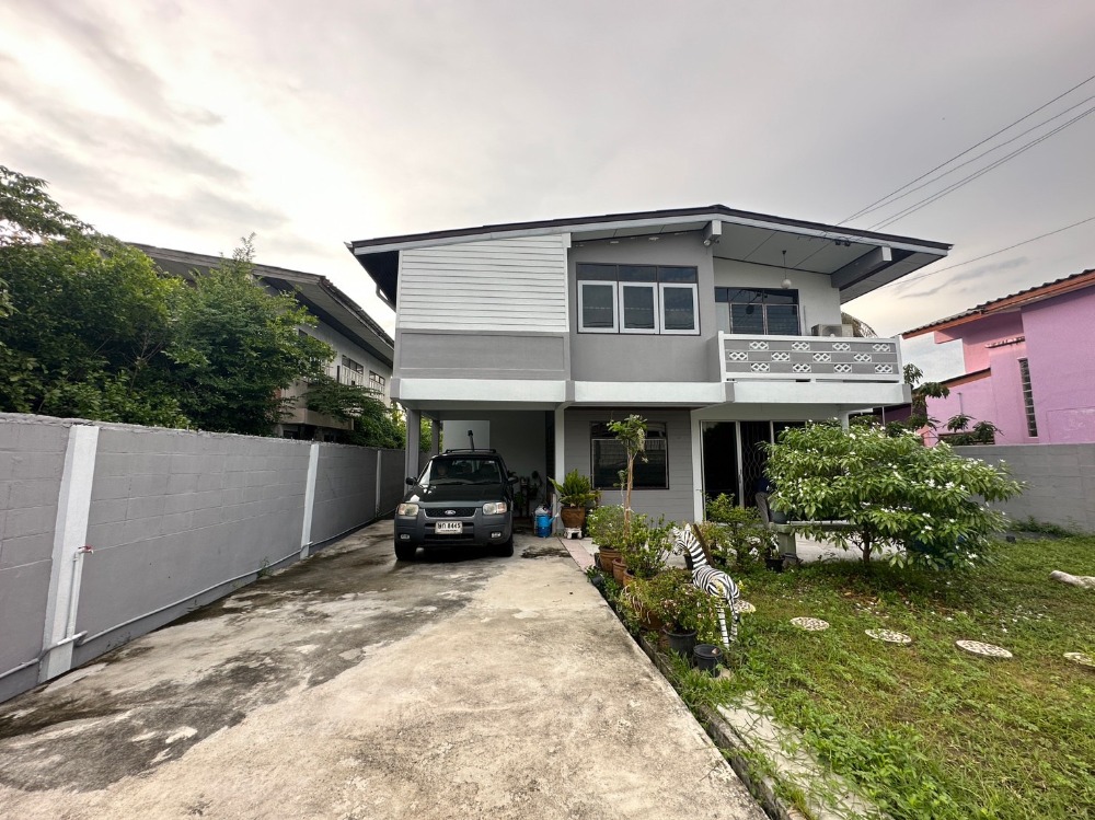 For SaleHouseBang kae, Phetkasem : Urgent sale, single house, newly renovated, ready to move in, near MRT Phasi Charoen, Bang Khae, free transfer, negotiable