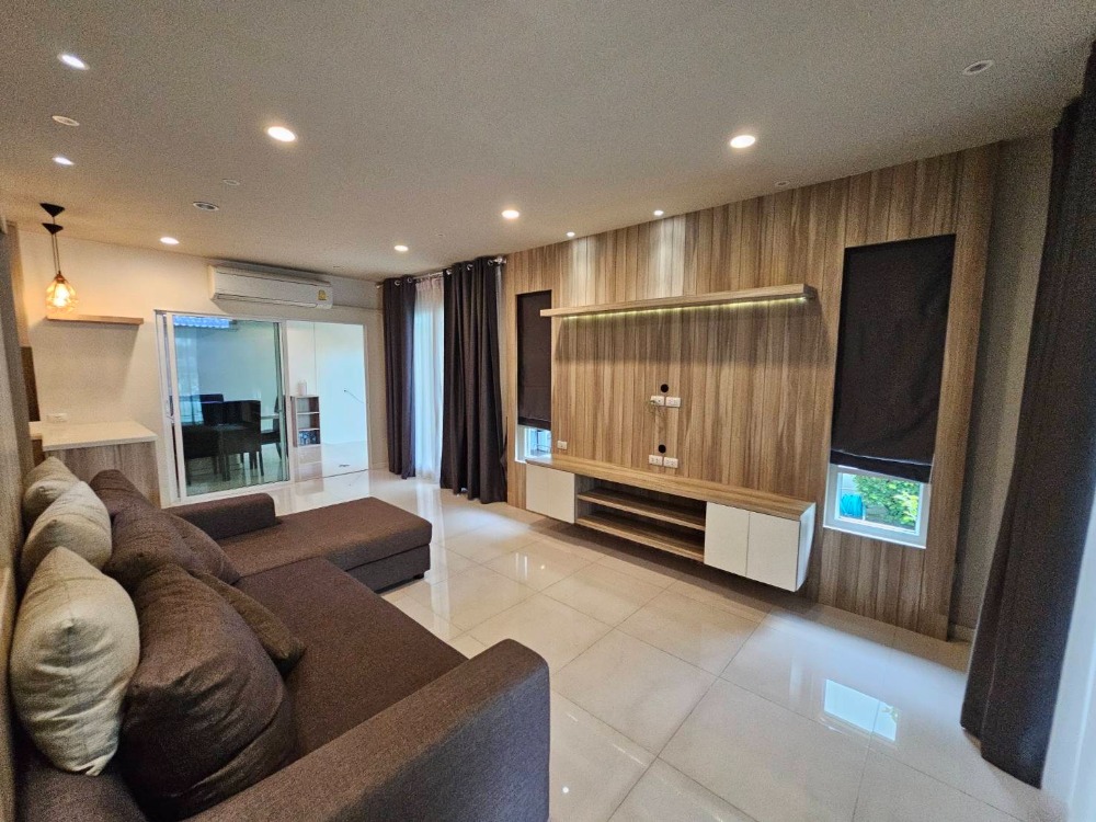 ให้เช่าทาวน์เฮ้าส์/ทาวน์โฮมพัฒนาการ ศรีนครินทร์ : Patio Pattanakarn 38 Premium Townhome Rent 38K