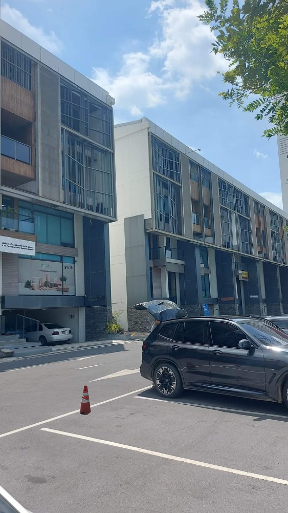 For RentHome OfficeBangna, Bearing, Lasalle : For rent✅️ 5-storey home office, The Premium Bangna, on Bangna-Trad Road, Km. 5, special price