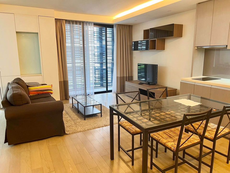 For RentCondoSukhumvit, Asoke, Thonglor : Condo for rent Mode Sukhumvit 61 55 sqm near BTS Ekkamai