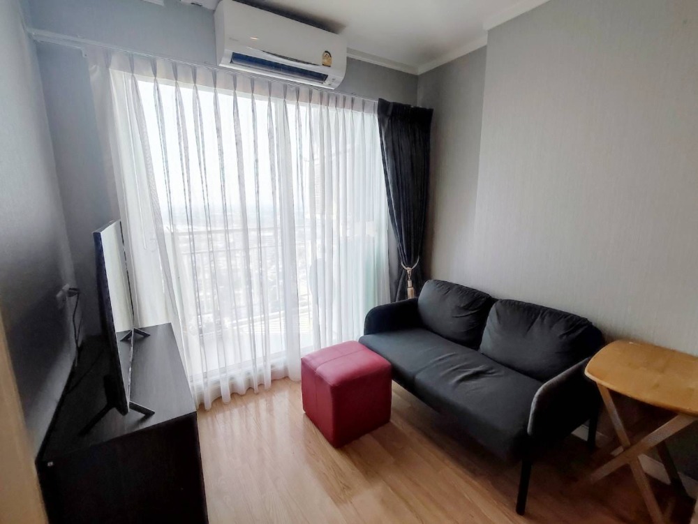 For SaleCondoChaengwatana, Muangthong : Condo for sale: Lumpini Ville Chaeng Watthana-Pak Kret, Building B, 31st floor (out of 32 floors), size 28 square meters, 1 bedroom, 1 bathroom, fully furnished, ready to move in, has washing machine, near the Pink Line BTS.