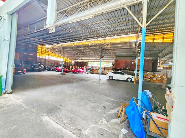 For RentWarehouseYaowarat, Banglamphu : SiPhraya Ferry Pier MRT HuaLamphong 360m. for rent warehouse in CBD Charoen Krung 25-35 TaladNoi