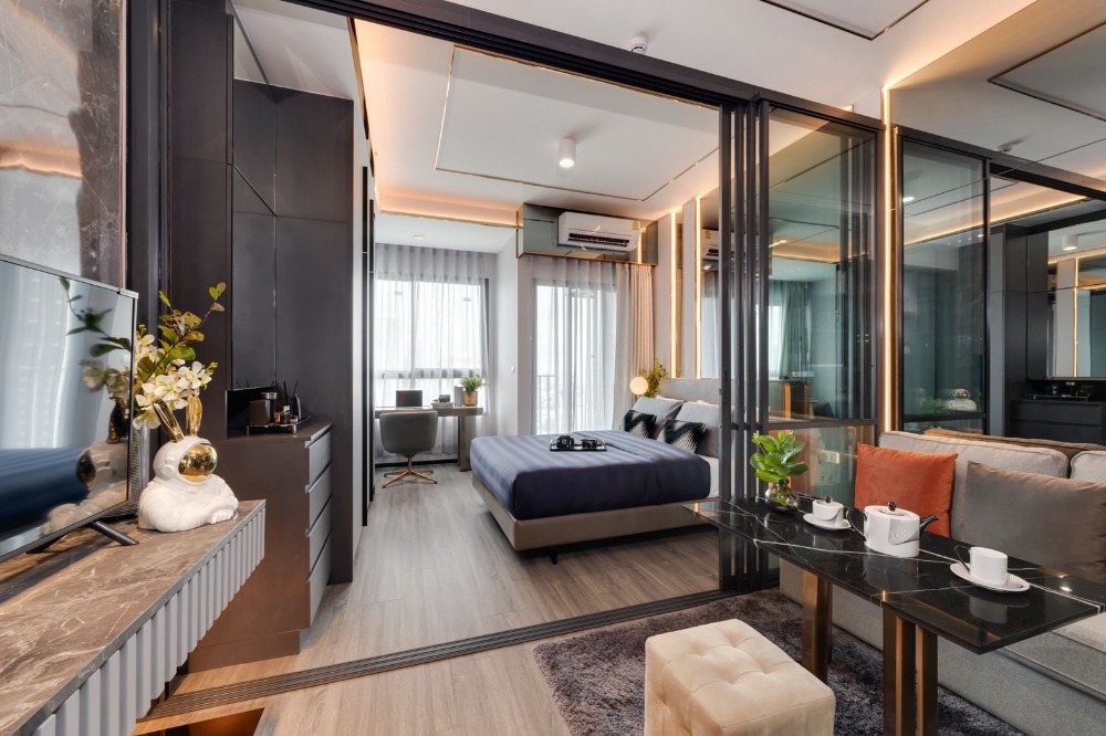 For SaleCondoOnnut, Udomsuk : Urgent, cheapest, last chance, IDEO Sukhumvit Rama 4, near BTS Phra Khanong, 1 bedroom, 30 sq.m., 2.9 meter high ceiling, starting price 3.67 million baht. Urgent 0845546165