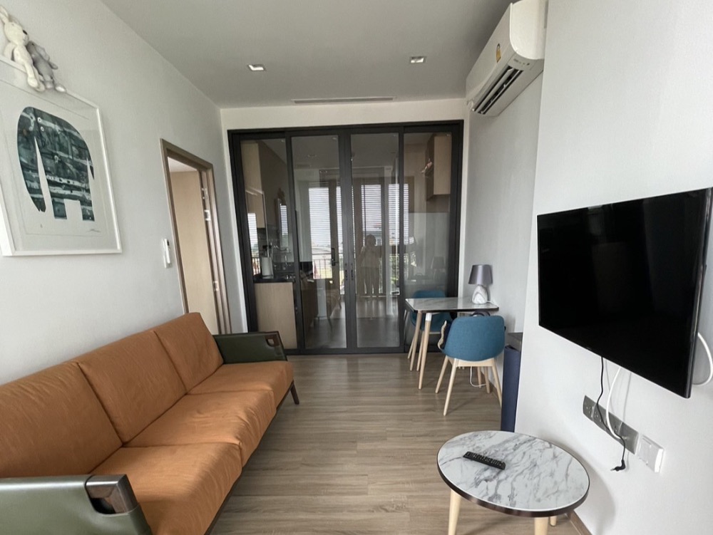 ให้เช่าคอนโดอ่อนนุช อุดมสุข : 📍Condo for rent Kawa haus, size 1 bedroom, 1 bathroom, 37.36 sq.m., rental 18,000฿/month, beautiful room, good view, fully furnished, very good location ☎️ 0887532858 Pray