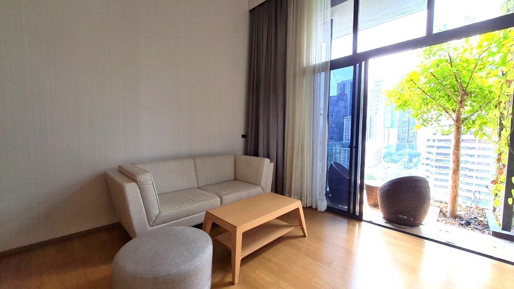 For RentCondoSukhumvit, Asoke, Thonglor : Condo for rent Siamese Exclusive Sukhumvit 31 66 sqm near BTS Phrom pong