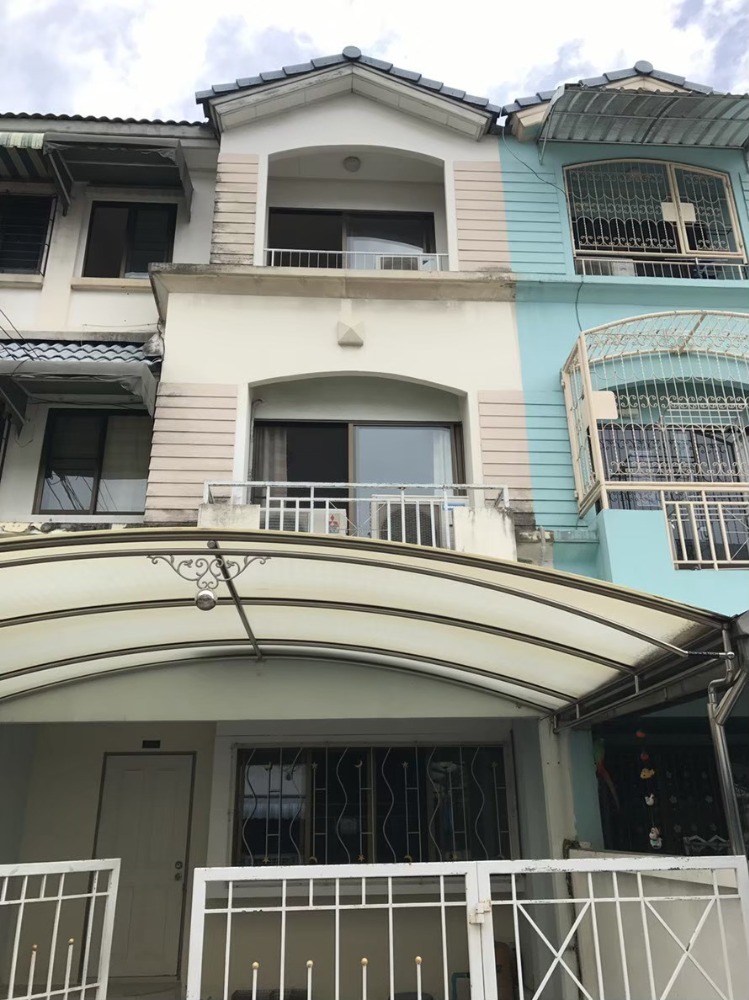 For RentTownhousePattanakan, Srinakarin : 🔥🔥 (Owner) FOR RENT/SELL : Baan Klangmuang Rama9 43 | 3 Storey Townhouse near The Nine