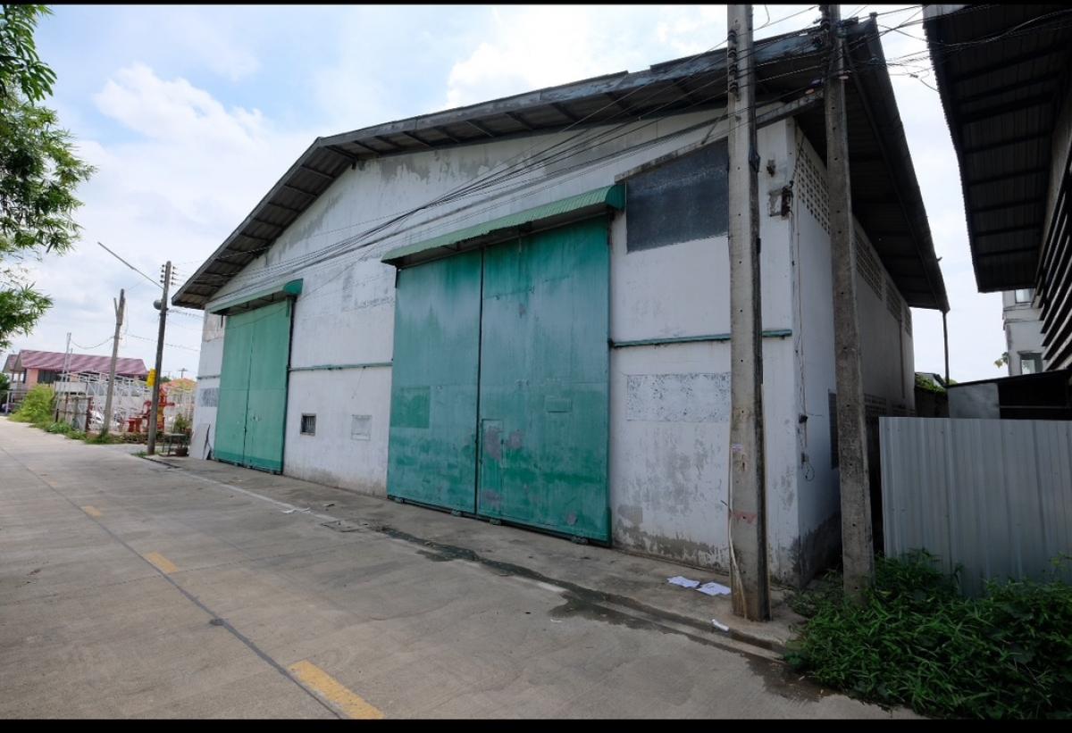 For RentWarehousePathum Thani,Rangsit, Thammasat : For Rent Warehouse at Rangsit Klomgluang klong4 Patumthani near Iyara market & Thai market# 730 sqmCheap price near Express way