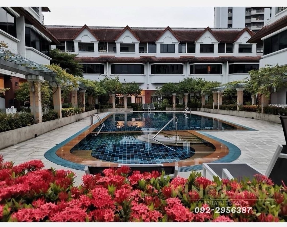 For RentTownhouseOnnut, Udomsuk : Townhouse for rent.. “Lotus Point Project“ Ekkamai Soi 10, Intersection 4 (good atmosphere) Rental price: 100,000 baht per month