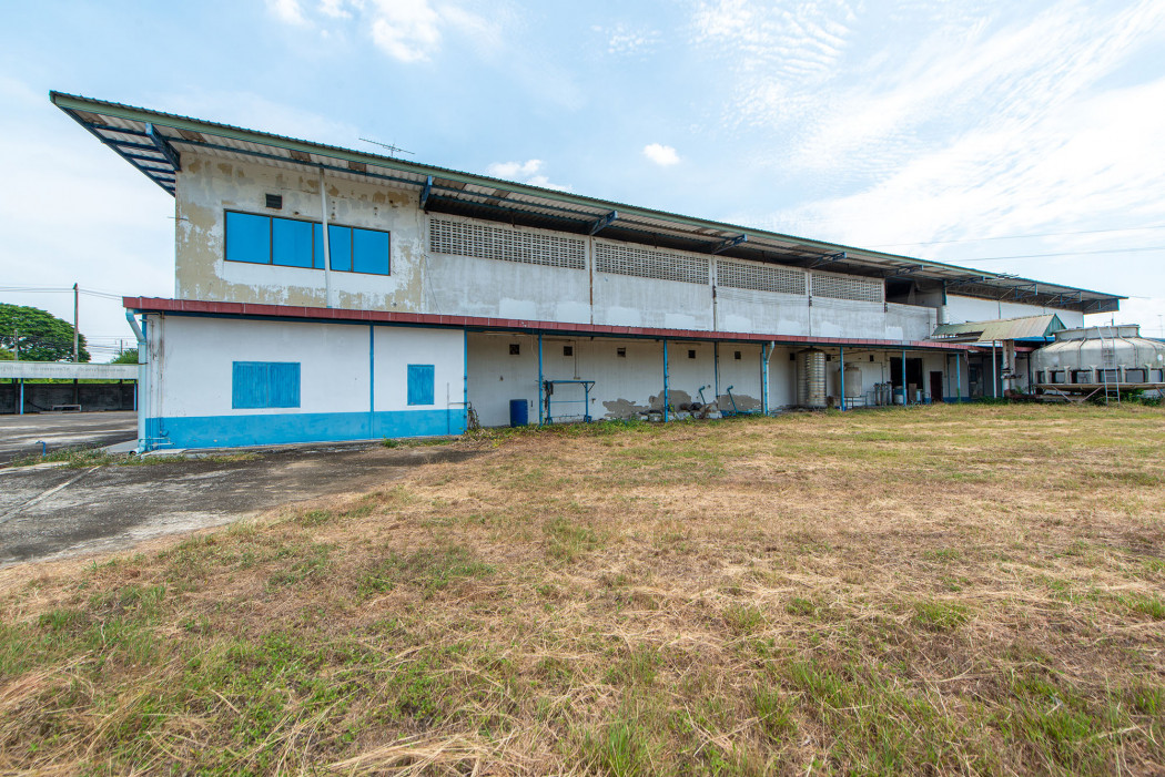 For SaleFactoryRatchaburi : Factory for sale, Nong Or Subdistrict, Ban Pong District, Ratchaburi, 1217 sq m., 4 rai 1 ngan 48 sq.wa. There is an office zone.