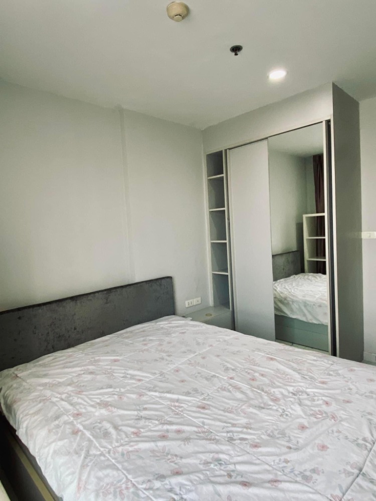 For RentCondoOnnut, Udomsuk : 🚝For rent: The Base S77, 28th floor, size 30.34 sq m. (1 bedroom, 1 bathroom), balcony with On Nut road view, fully furnished, many amenities in the project, near BTS On Nut, price 15,000 baht.